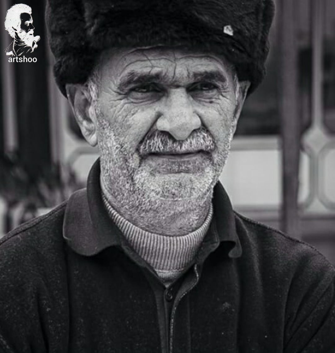 مدل پرتره سیاه قلم